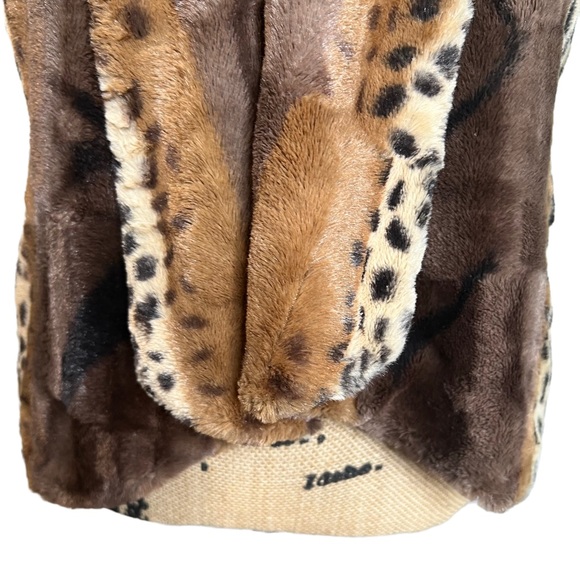 Kate Rosy Faux Fur Neutral Browns Vest sz Medium P - Picture 2 of 6